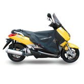 Coprigambe Termoscud®, un coprigambe impermeabile con fodera termica. Su scooter. Di TUCANO URBANO.